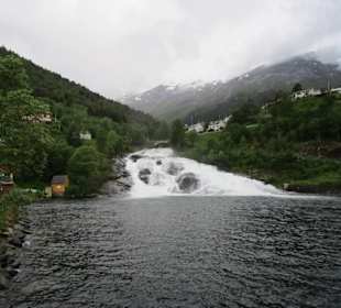  Hellesylt Wasserfall