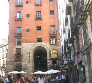 Plaza Mayor - Außenseite und Zugang