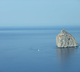Fels im Meer am Kap Formentor