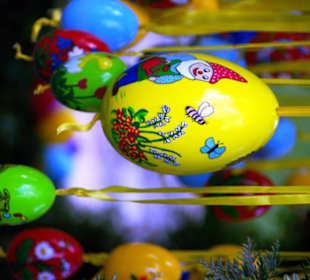 Osterbrunnen Ebersdorf die Bemalung