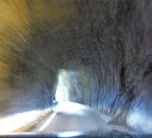 Die Tunnel der Schlucht