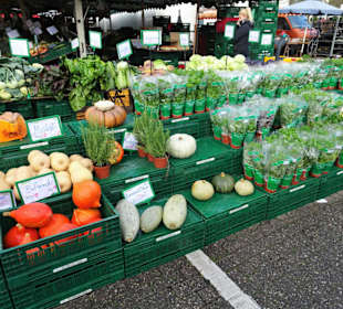 Rundgang über den Wochenmarkt Pferdemarkt