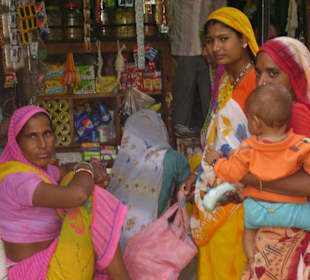 Bewohner des Dorfes Kaithoon