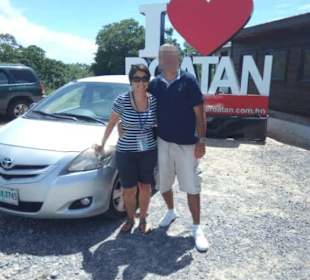 Janna, ein Top Guide für Roatan