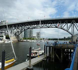 Granville Island mit Grandville Bridge