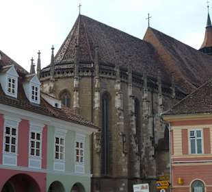 Blick auf die Kirche vom Rathauspaltz