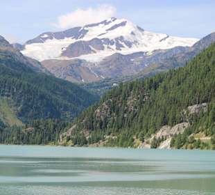 Blick auf den Zufritt Stausee