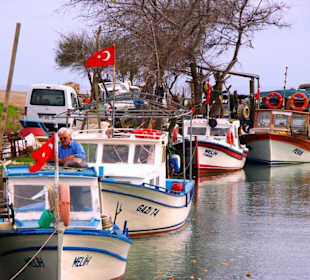 Zum kleinen Fischerhafen