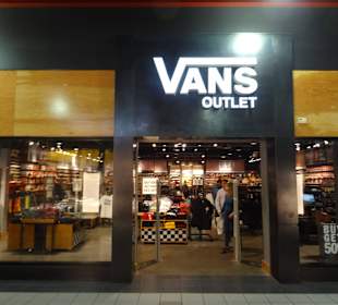 Überdacht, klimatiseirt, da macht Einkaufen Spaß.