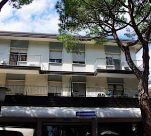 Pensionen an der Strasse