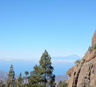 Blick vom Roque Nublo nach Tenneriffa