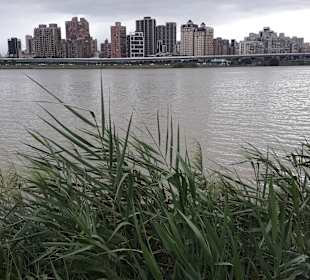 Yanping Riverside Park