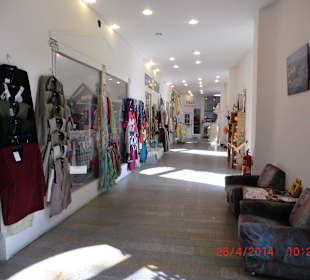 Geschäfte in der Kollonade im 1. Stock