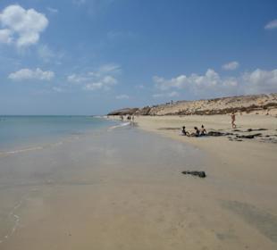 Strand in Richtung Rene Egli Center, 60 min. zum Hotel R2 Ri