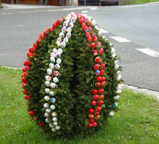Osterbrunnen in Geschwand
