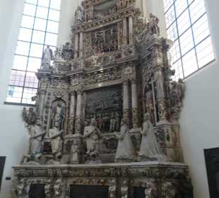 Alabaster-Epitaph in der ev. Kirche St. Moriz