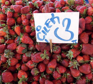 Schöne frische Erdbeeren