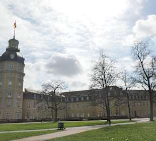 Bei einem Stadtrundgang durch Karlsruhe
