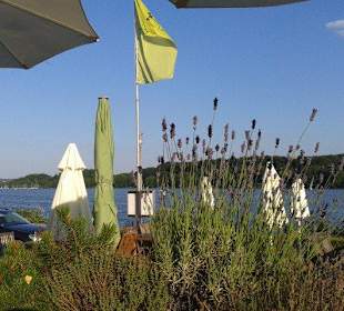 Blick von unserem Tisch in der 2. Ebene