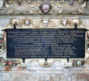 Gedenktafel des Alabaster-Epitaph