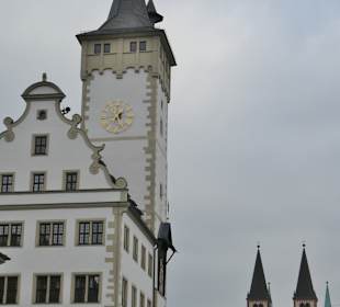 Bei einer Stadtbesichtigung von Würzburg