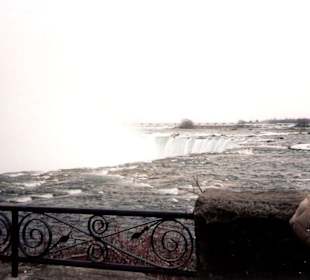 Vor den Wasserfällen