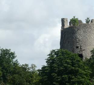 Unterwegs in der Ruine von Burg Neuhaus