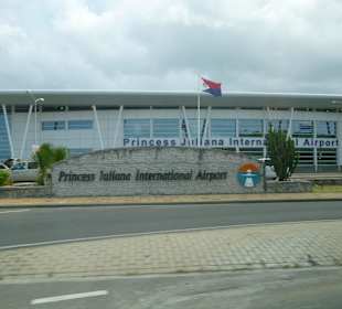 Princess Juliana Airport