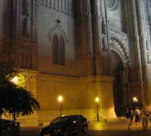Kathedrale bei Nacht
