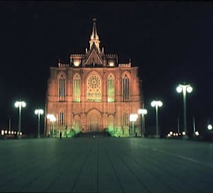 Die beleuchtete Kathedrale