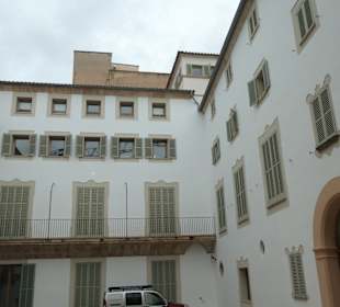 Beim Museu de Mallorca in Palma