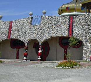  Hundertwasser Markthalle in Ostschweiz