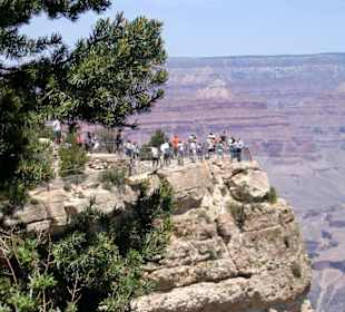 Besucher am Grand View Point