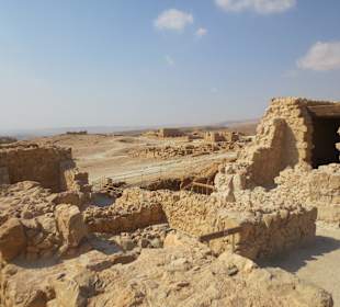 Weitere Ausgrabungen