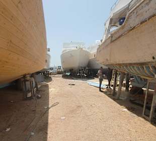 Stadtrundfahrt, Werft