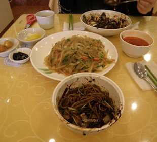 Comida china que se come mucho en Corea