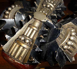 Lager eines aufgeschnittenen Bohrkopfes