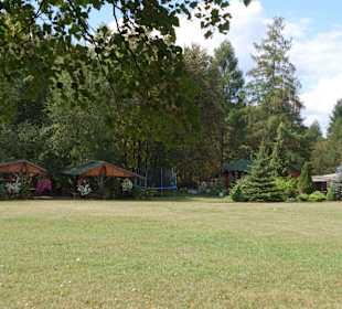 Miejsce do grillowania znajdujące się pod zamkiem