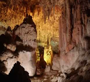 Einblick in die Höhle