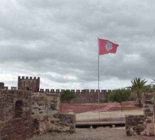 In der Burganlage von Silves