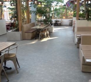 Market Restaurant