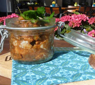 Vor dem Familia Bistro Garbary beim Mittagessen