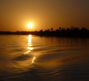 Sonnenuntergang auf dem Gambia-River