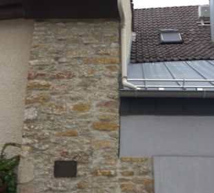 Stadtmauer mit Wehrgang