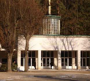 Gebäude zum "Quellgenuss"