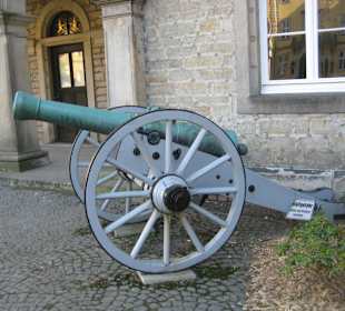 "Deko"  beim  Schloss