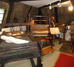 Rundgang durch die Ausstellung des Museums