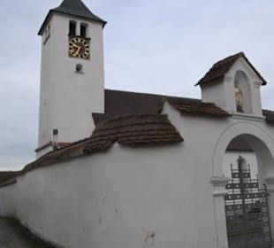 Kirche Santk Laurentius Aichelau