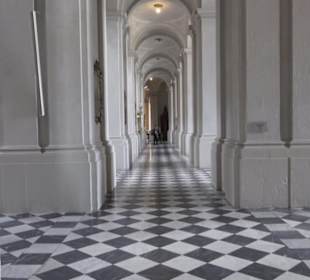 Katholische Hofkirche