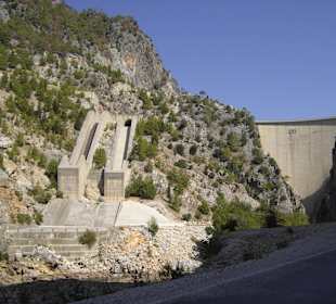 Olymapinar Baraji / Stausee 